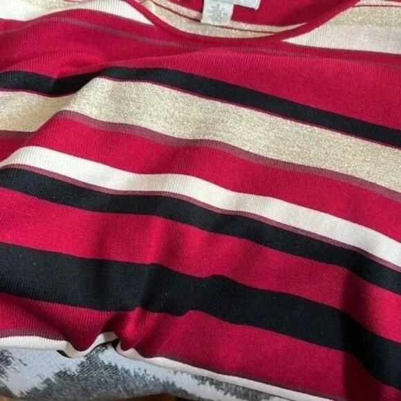 Casual corner Crew Neck Metallic Silk Sweater Size Medium - Picture 4 of 4